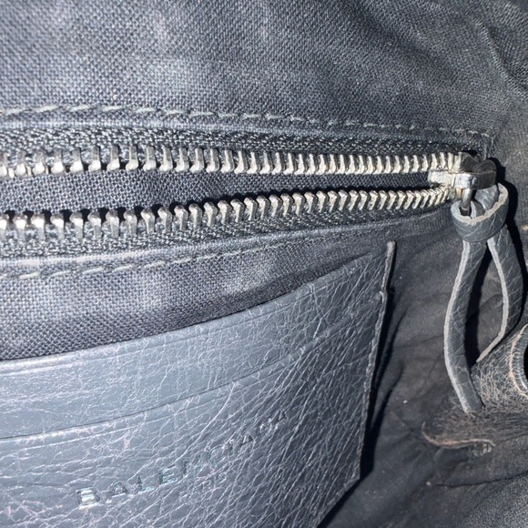 Balenciaga Charcoal Leather Crossbody Bag - Picture 3 of 3